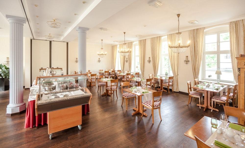 Hotel Prinzenpalais バート・ドーベラン エクステリア 写真