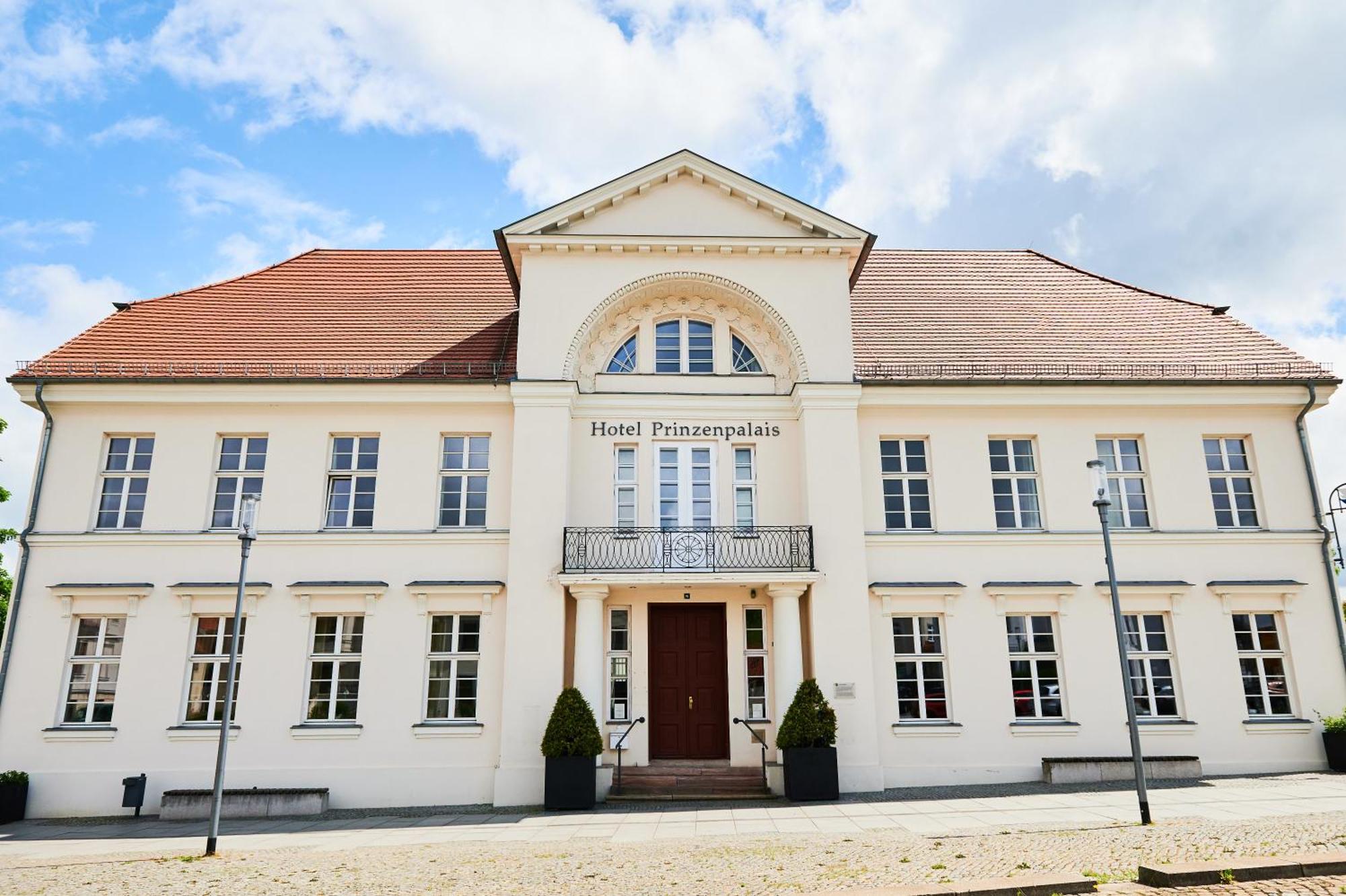 Hotel Prinzenpalais バート・ドーベラン エクステリア 写真